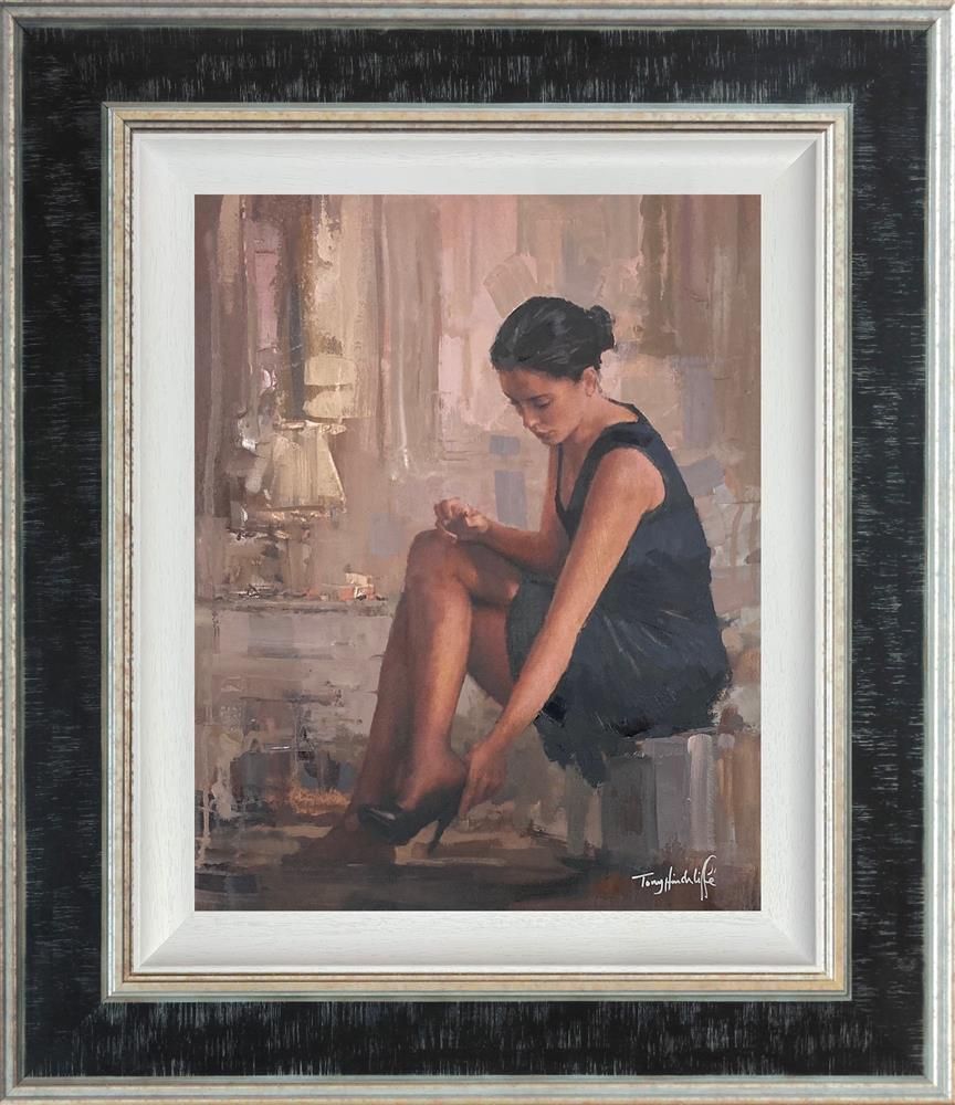 Tony Hinchliffe - 'Timeless Beauty - Canvas' - Framed Limited Studio Edition
