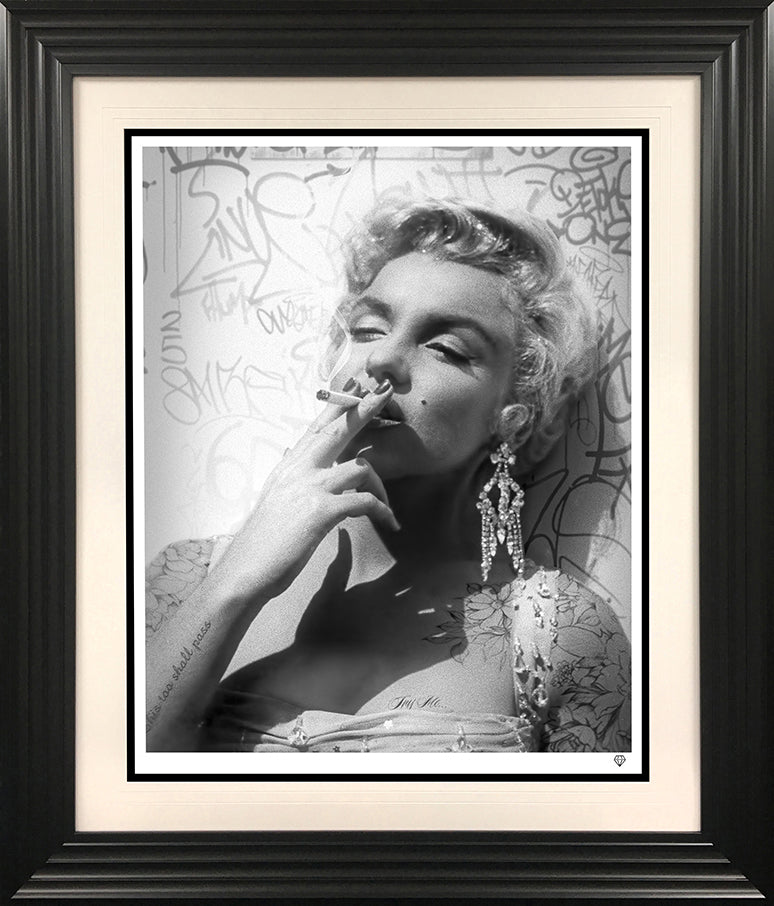 JJ Adams - 'Smoking Gun - Marilyn Monroe' (Black & White) - Framed Limited Edition